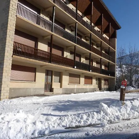 Apartment Des Neiges 2052